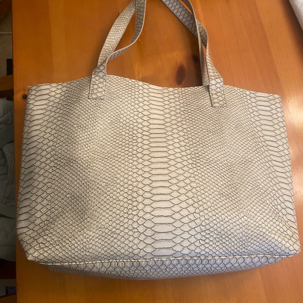 Bloomingdale's Textured Lizard Faux Python Snakes… - image 2